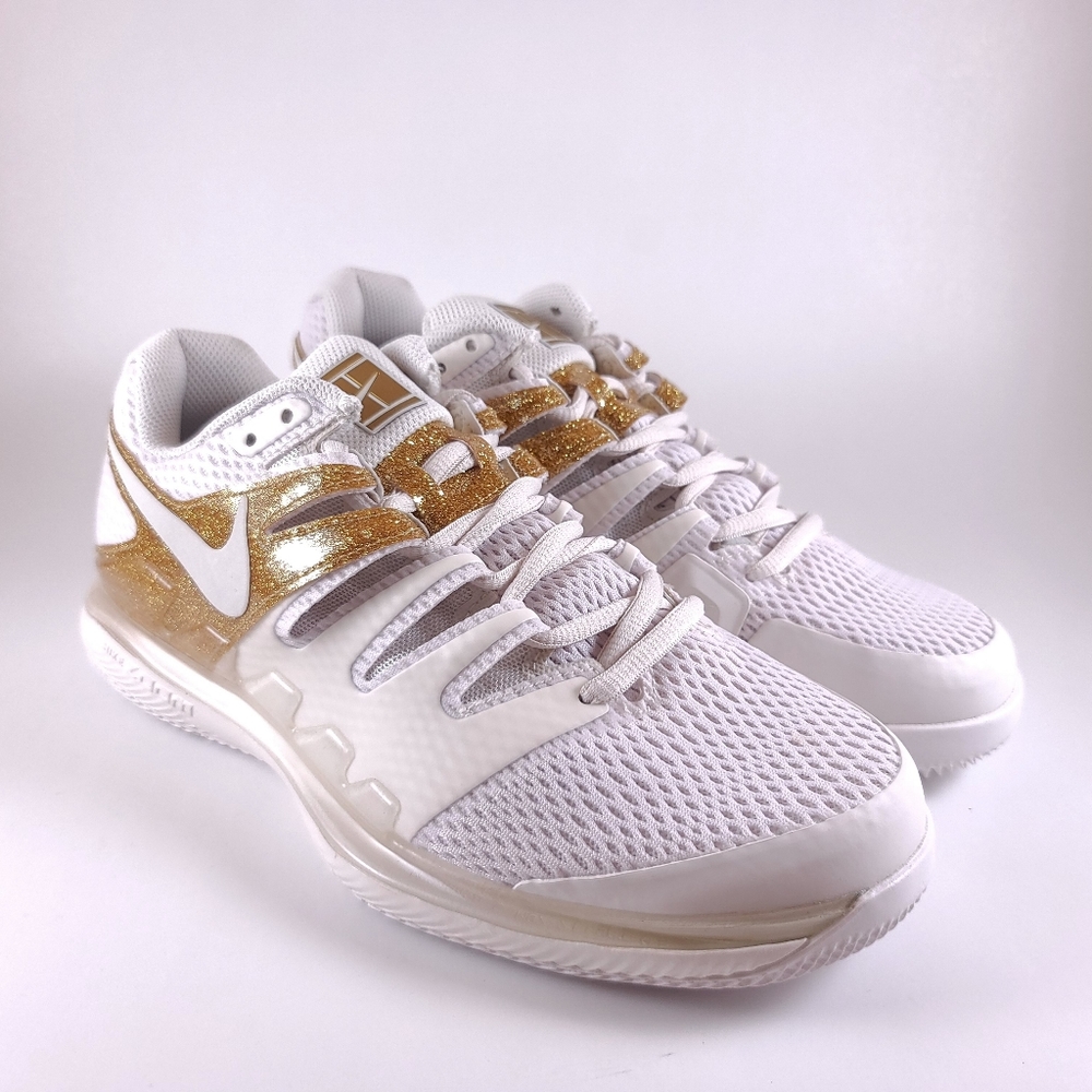 NIKE AIR ZOOM GOLD TENNIS SHOES AA8027-007 SIZE 9